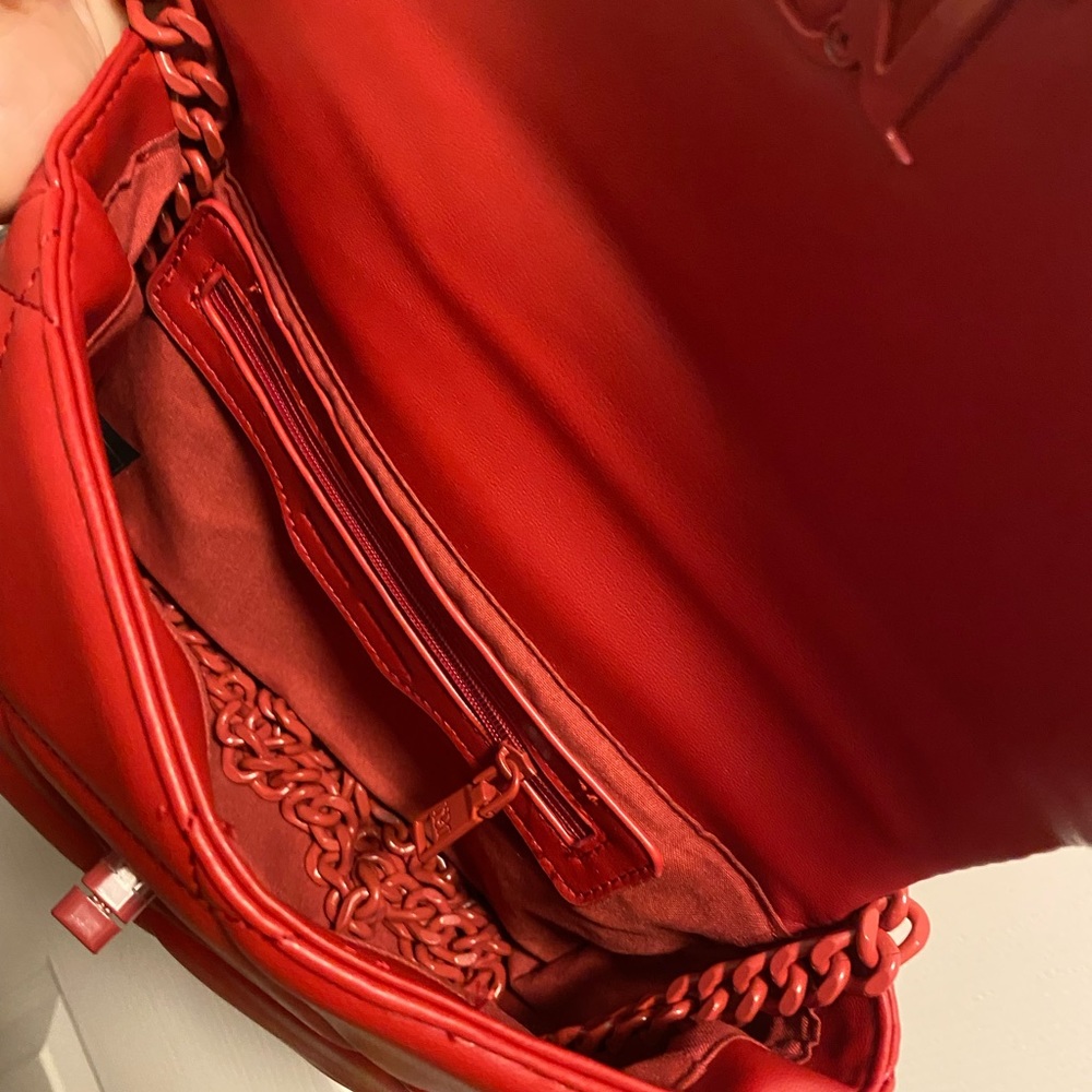 purses - Picture 2 of 7